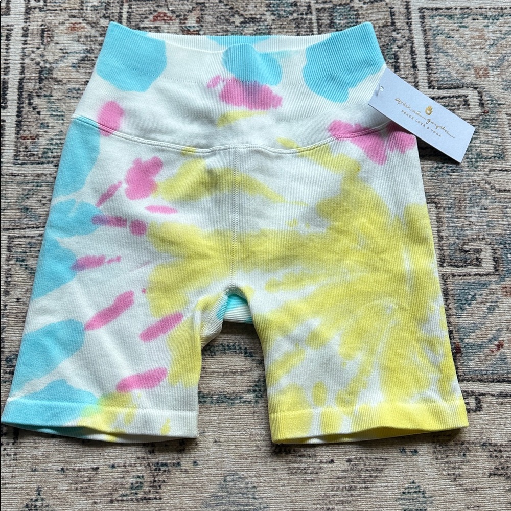 Spiritual Gangster Seamless Tie Dye Biker Shorts